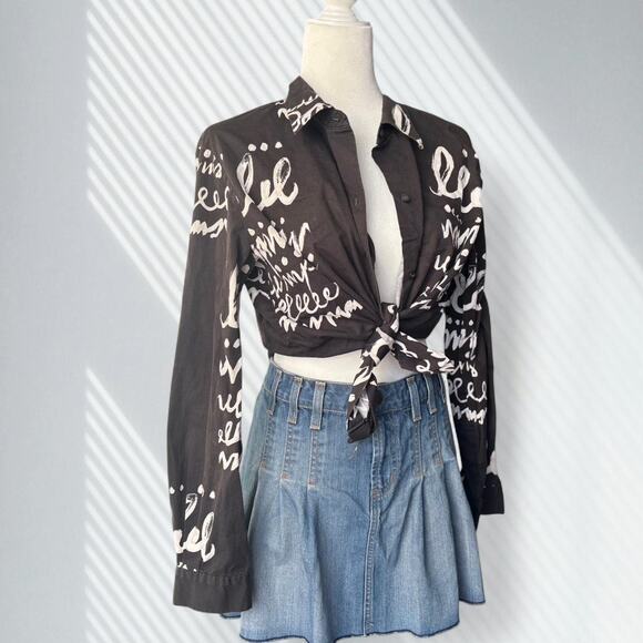 Liz Claiborne graffiti-print button down - Picture 1 of 3